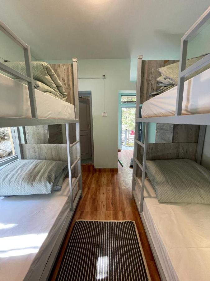 Eevolve Dharamkot - An Eco Hostel แมคลอยด์กันจ์ ภายนอก รูปภาพ