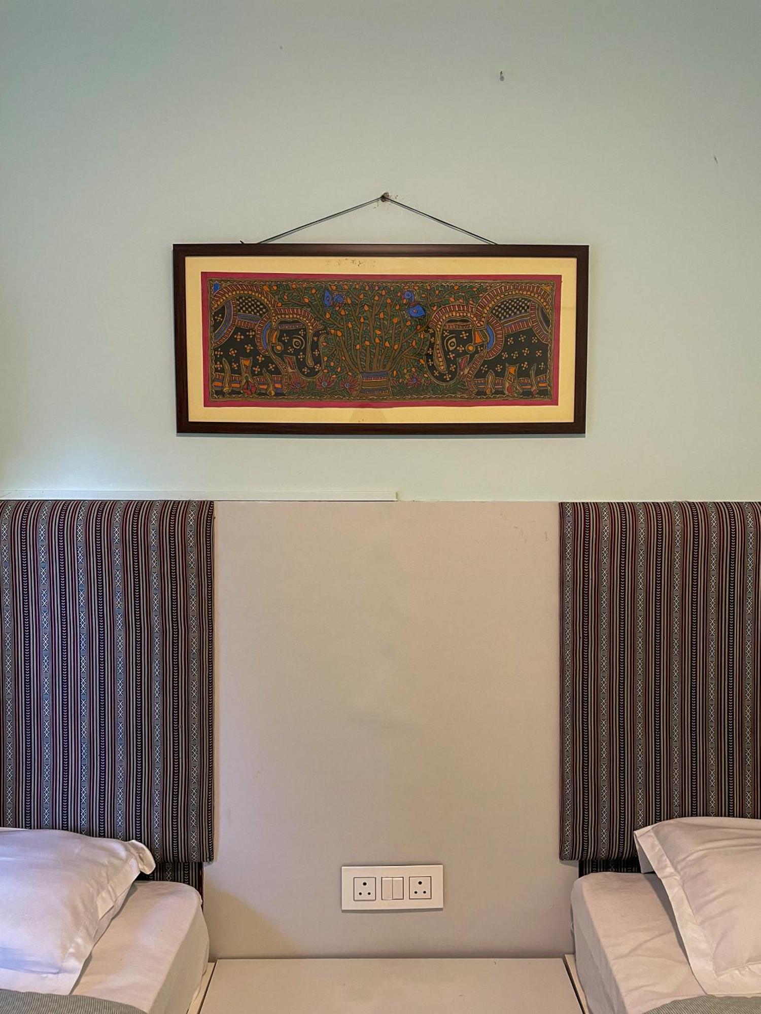 Eevolve Dharamkot - An Eco Hostel แมคลอยด์กันจ์ ภายนอก รูปภาพ