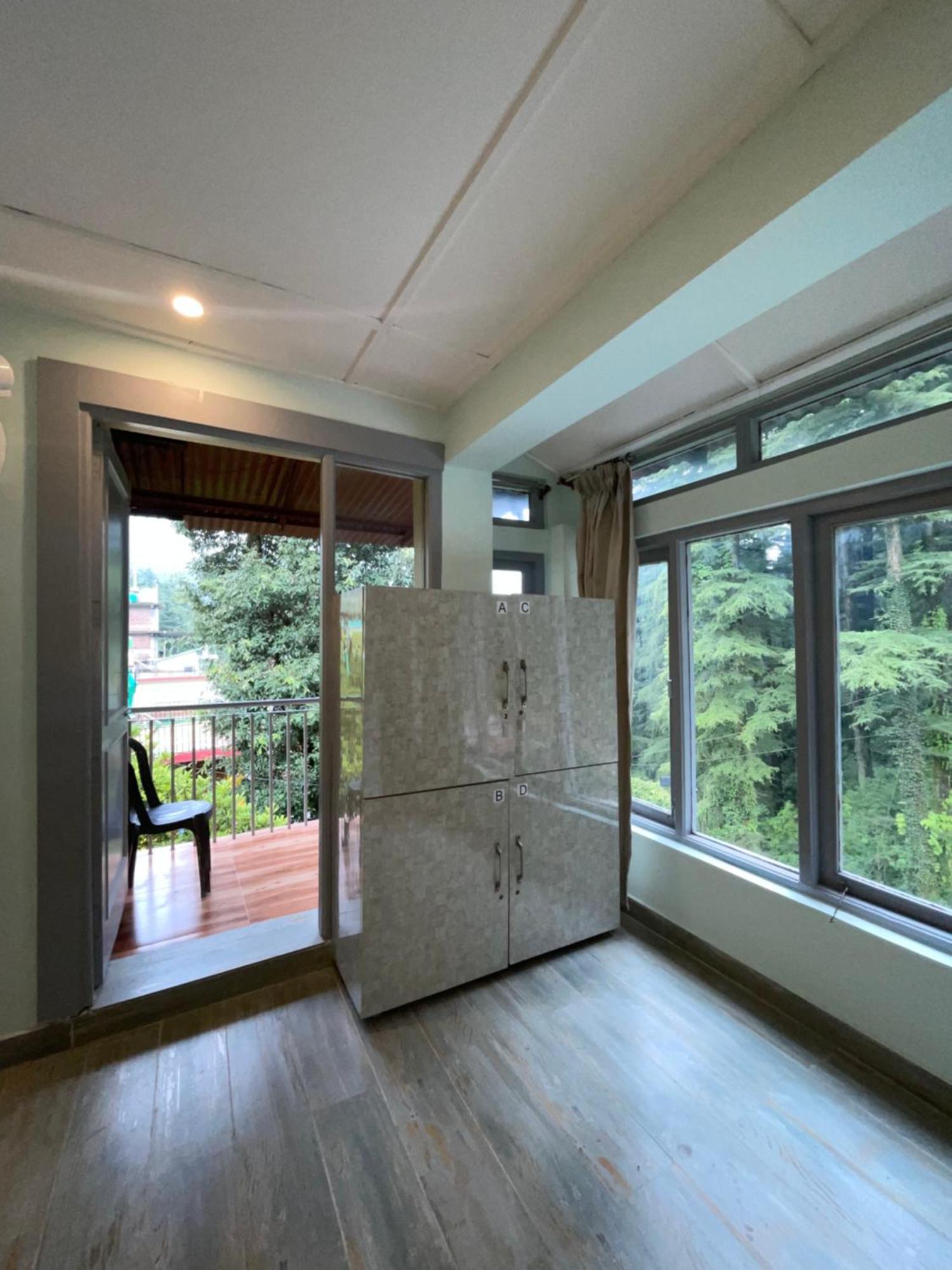 Eevolve Dharamkot - An Eco Hostel แมคลอยด์กันจ์ ภายนอก รูปภาพ
