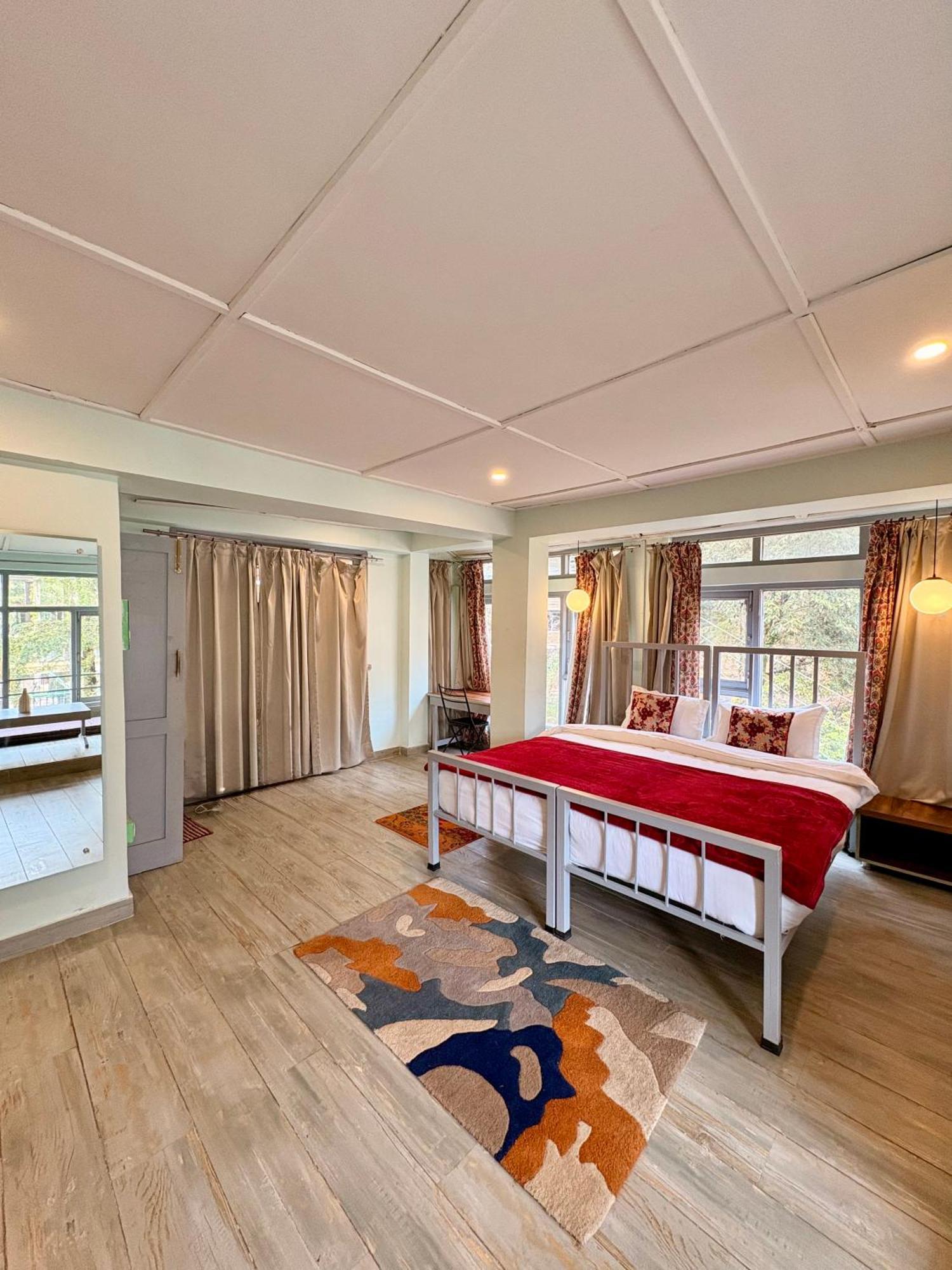 Eevolve Dharamkot - An Eco Hostel แมคลอยด์กันจ์ ภายนอก รูปภาพ